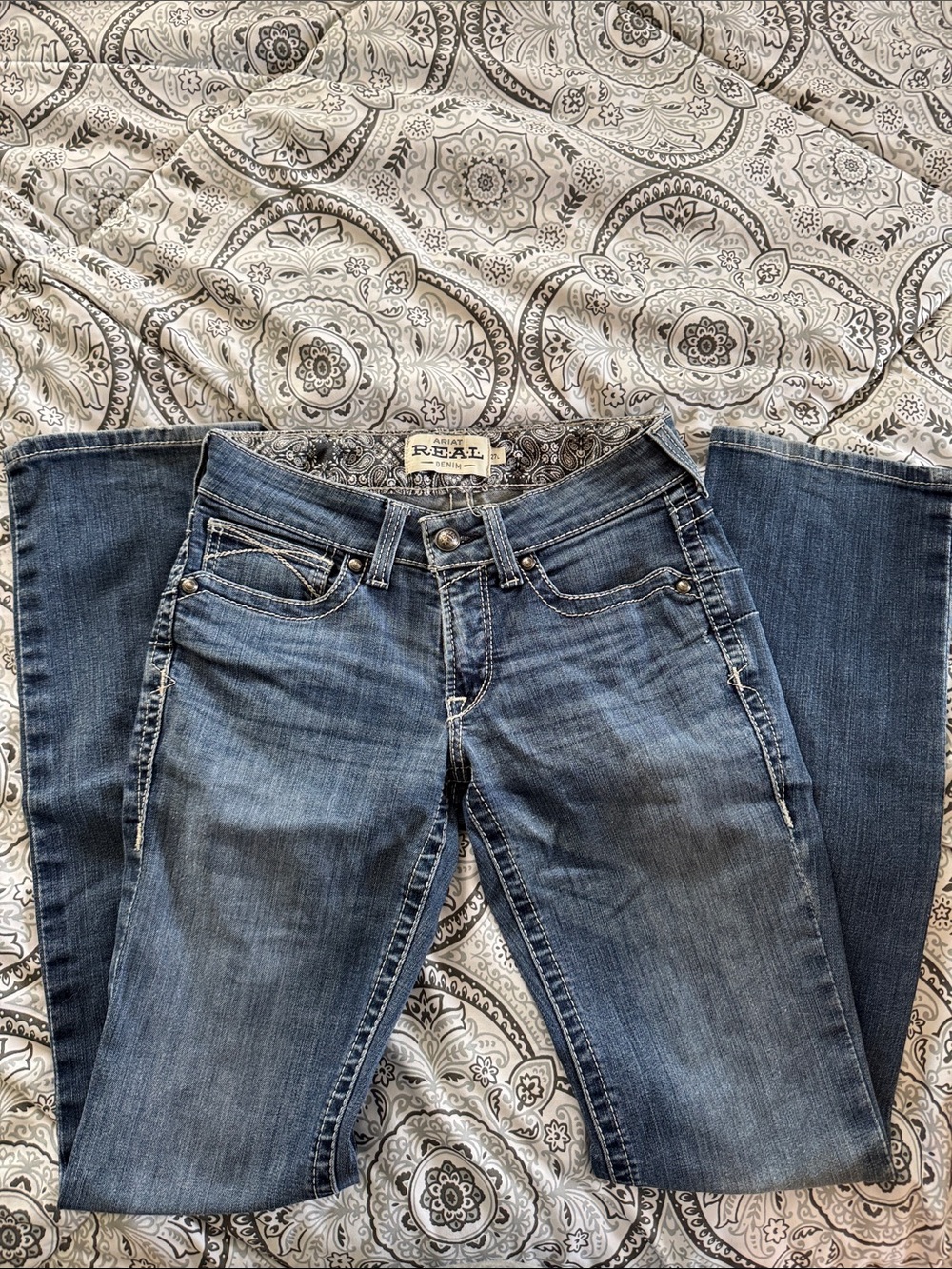 Ariat Women's Boot Cut Jeans in Medium Blue Wash